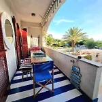 Tatil Evi Vista Mare Su Tre Piani Con Giardino