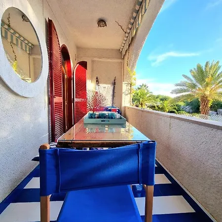 Nyaraló Vista Mare Su Tre Piani Con Giardino *