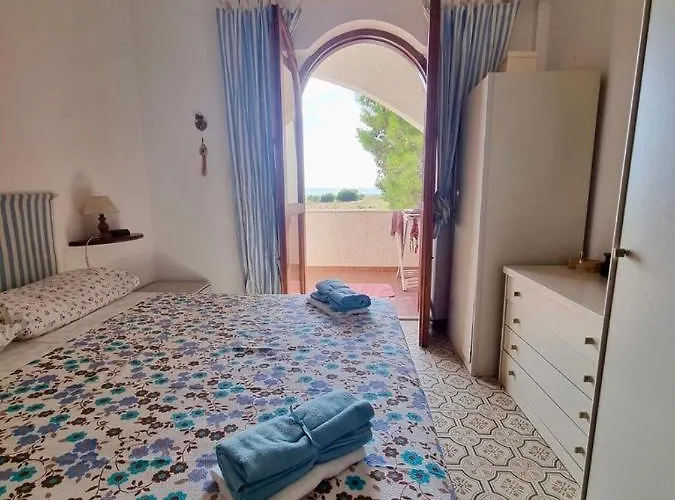 Vista Mare Su Tre Piani Con Giardino Casa de Férias Falerna