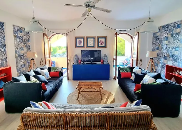 Casa de Férias Vista Mare Su Tre Piani Con Giardino